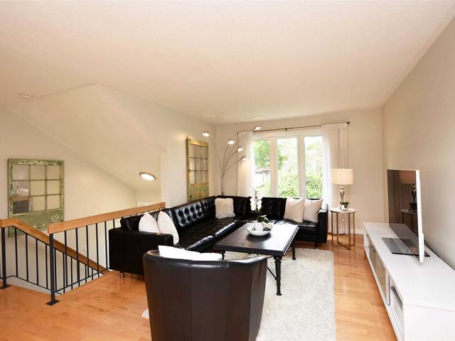 10 Come By Chance Mews