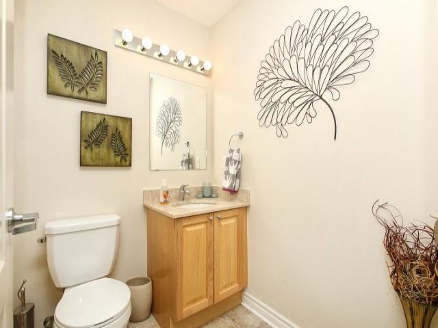 314 - 3865 Lake Shore Blvd W