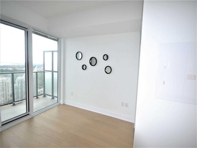 5008 - 30 Shore Breeze Dr