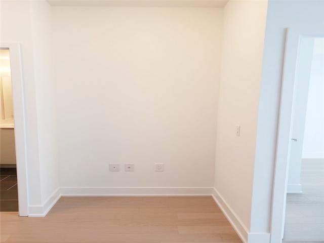 1915 - 30 Shore Breeze Dr