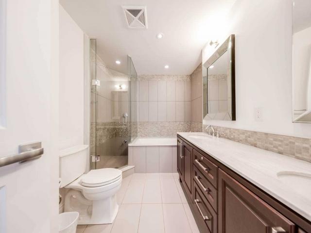 207A - 3500 Lakeshore Rd W