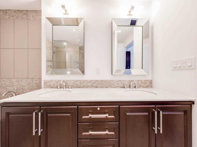 207A - 3500 Lakeshore Rd W