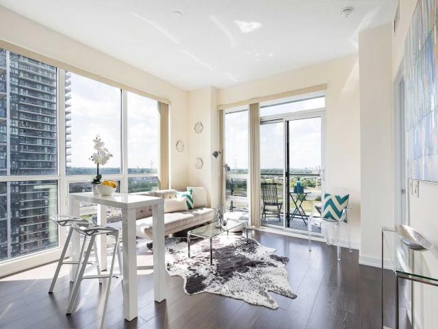 1808 - 2212 Lake Shore Blvd W