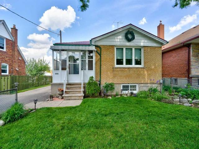 21 Brawley Ave