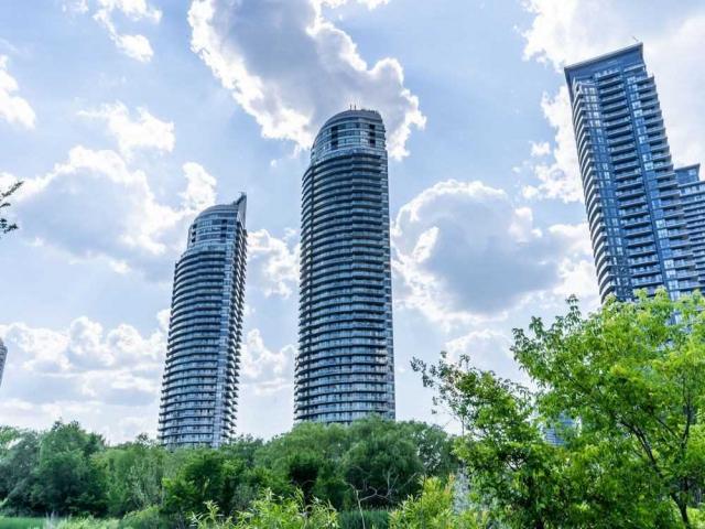 210 - 2230 Lake Shore Blvd W