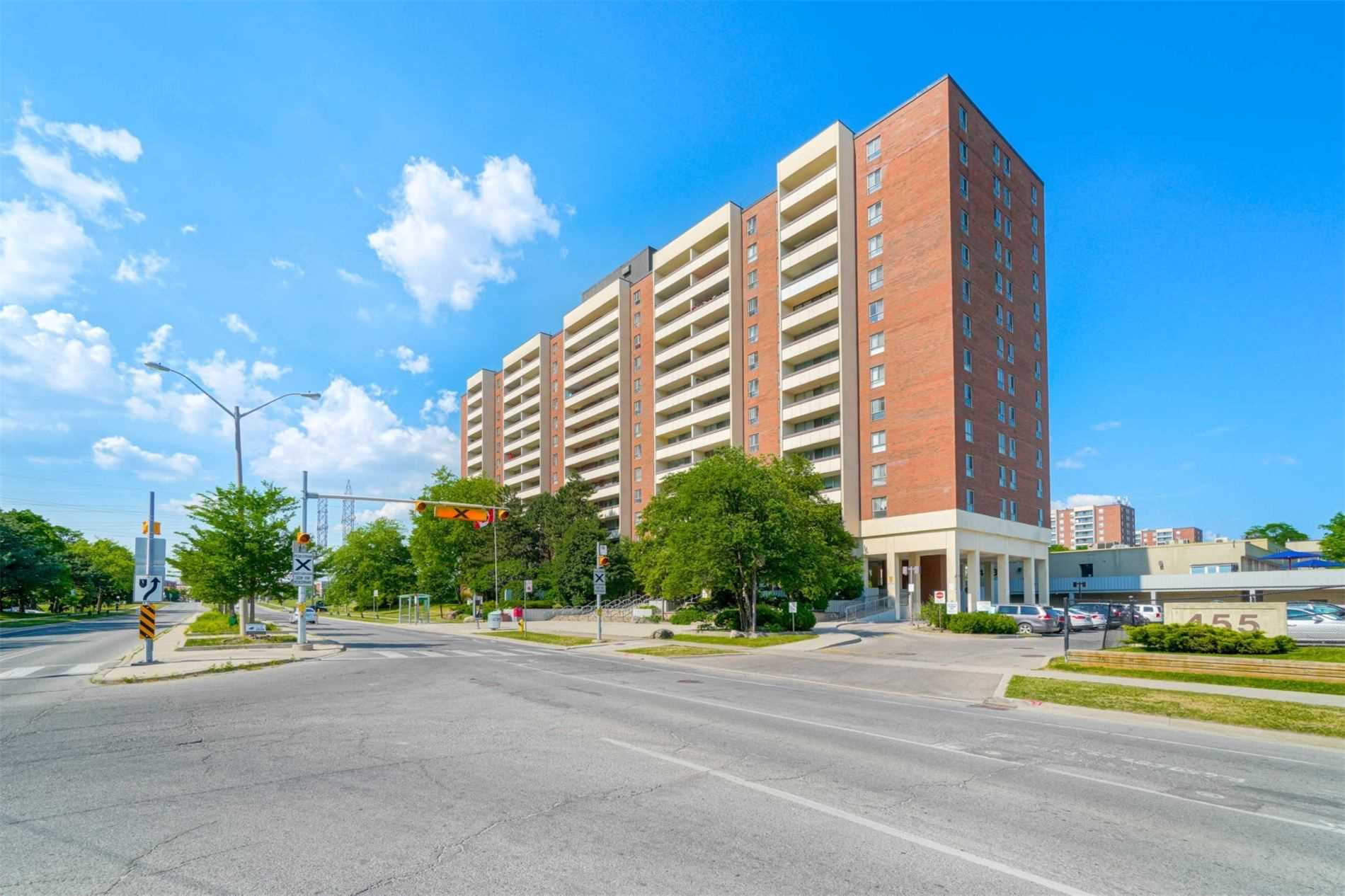 Sentinel Rd 403 - 455 Sentinel Rd, North York | Sold, W4813113 | Condos.ca