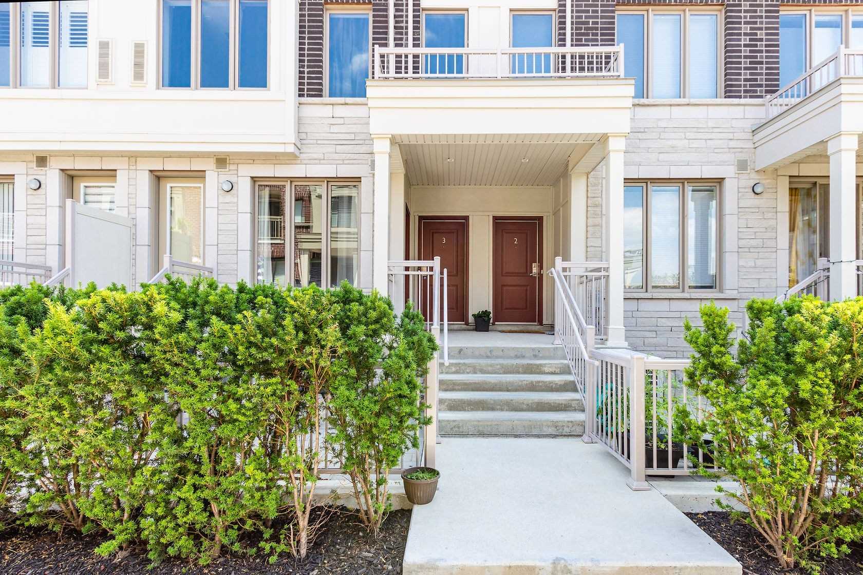 62 (4) 125 Long Branch Ave, Etobicoke Terminated, W4822114 Condos.ca