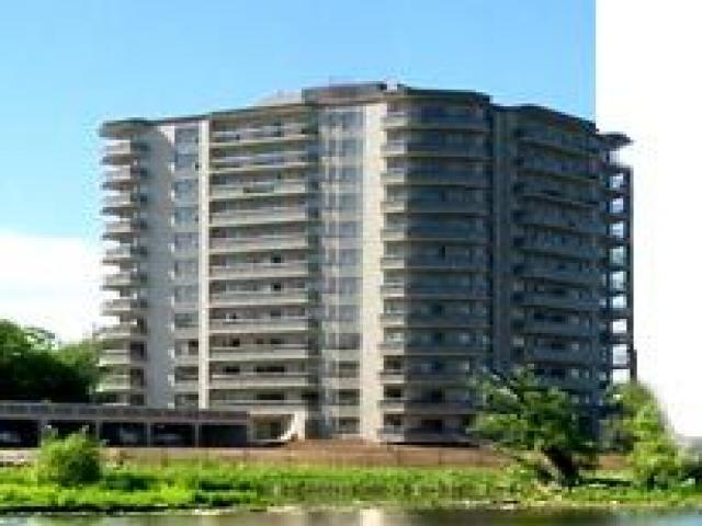 601 - 200 Eagle St N