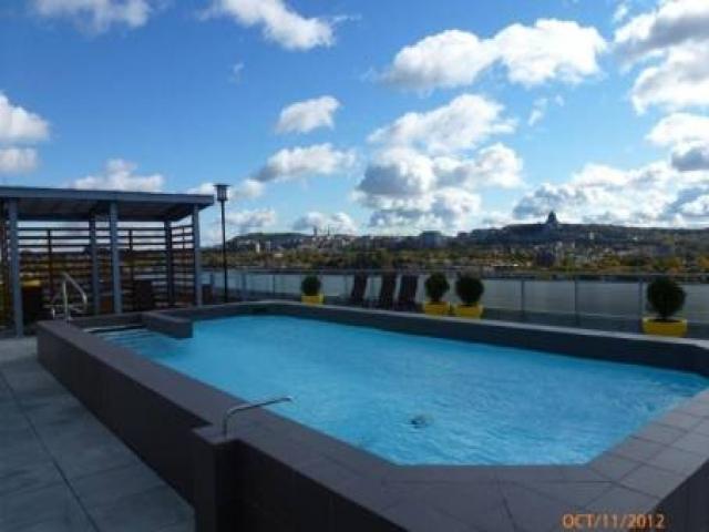 715 - 4975 Jean-Talon St W