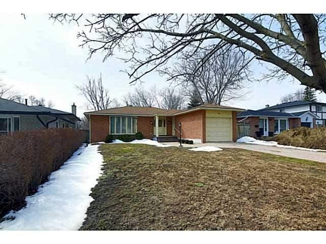 8 Cynthia Crt