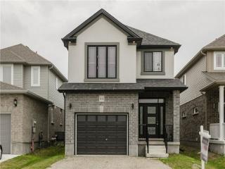 44 Sparrow Ave