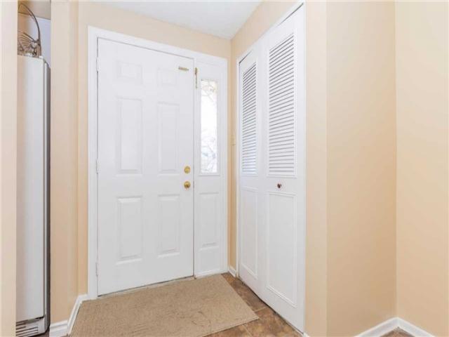 35 - 11 Grand River Blvd