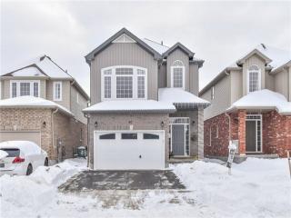 80 Sparrow Ave