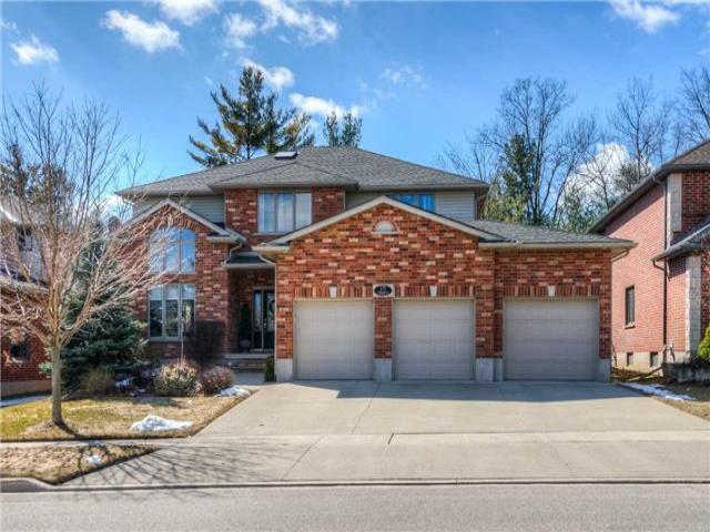 15 Cottonwood Cres