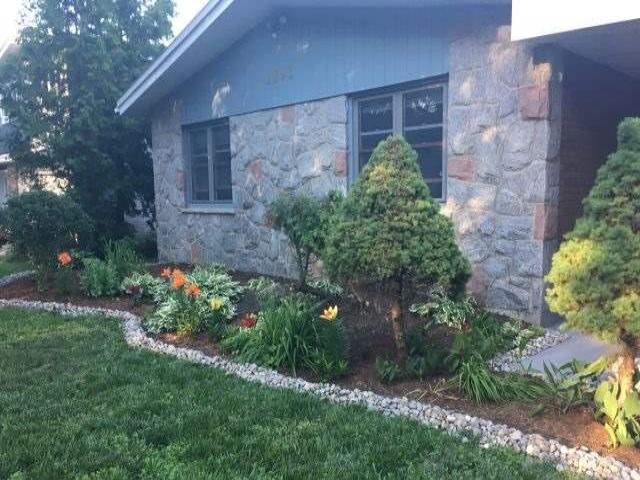 1891 Rideau Garden Dr