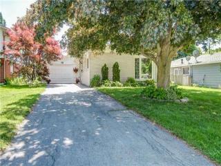15 Moonglow Pl