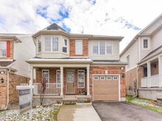 11 Coulthard Blvd