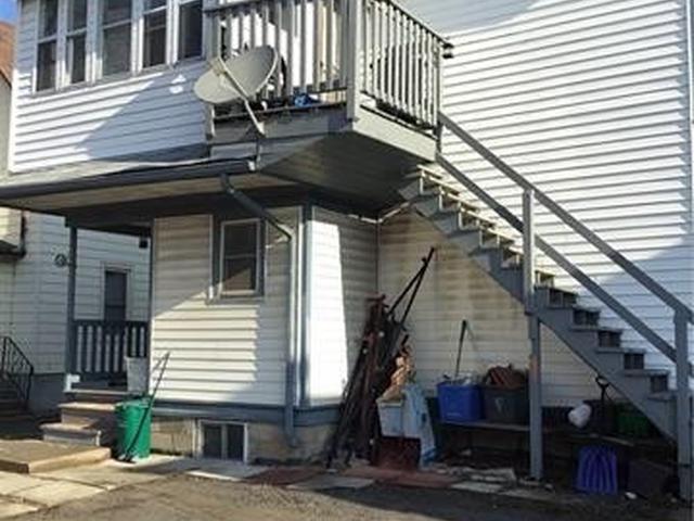 4944 Walnut St