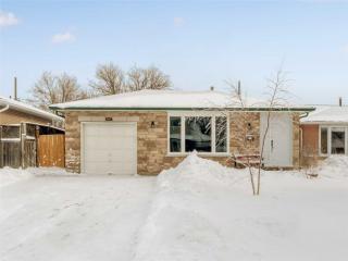 967 Mary Ave