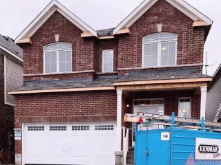 16 Wannamaker Cres