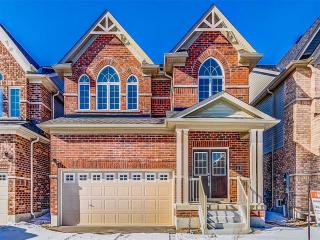 31 Knotty Pine Ave