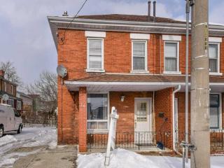 36 Kerr St