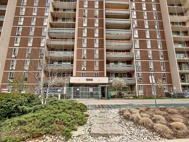 1966 Main St W, Unit 1209