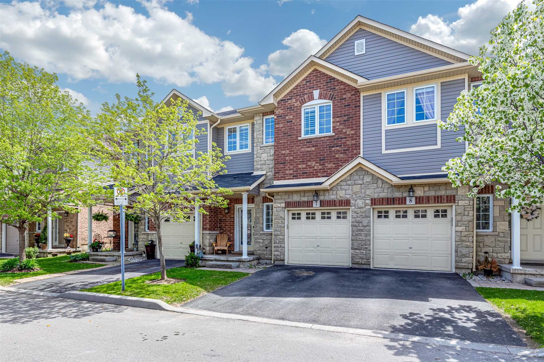 25 Ivybridge Dr, Unit 7, Stoney Creek Terminated, X4481352 Condos.ca