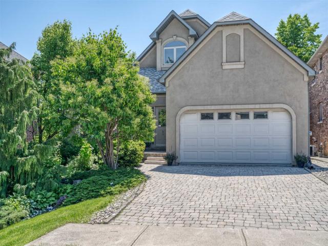 31 Fern Ave