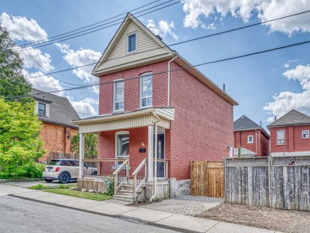 34 Greig St