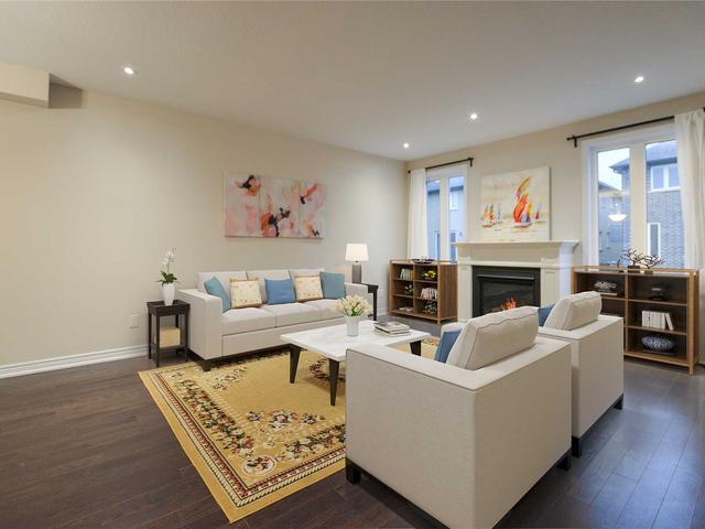 35 Robertson Rd