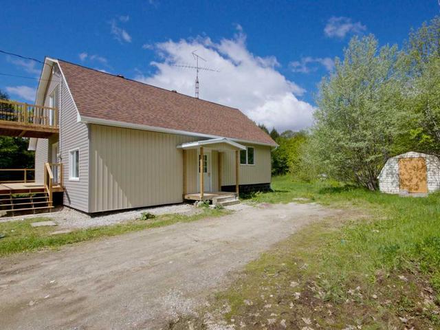 1203 Walkers Point Rd
