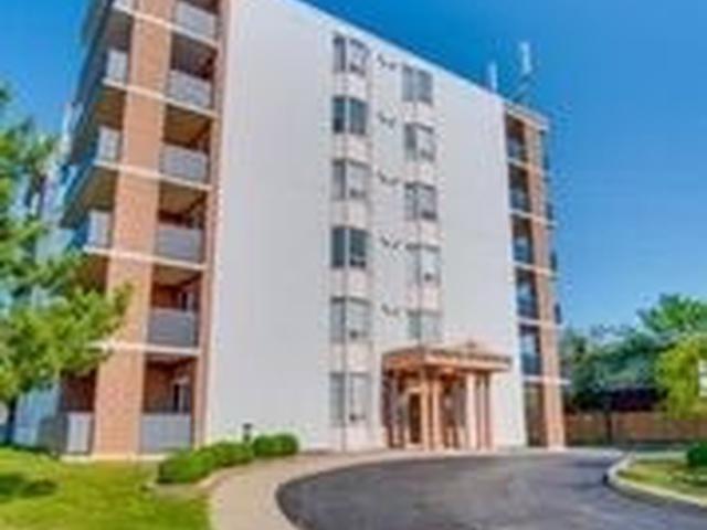 870 Upper Wentworth Ave, Unit 302
