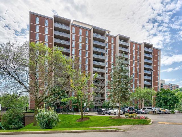 408 - 1964 Main St W