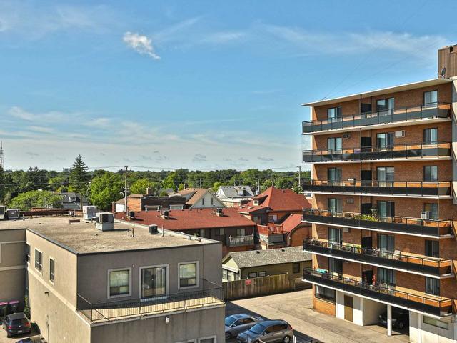 30 Summit Ave, Unit #507