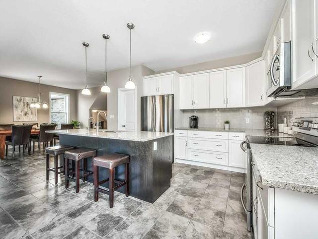 281 Tremaine Cres