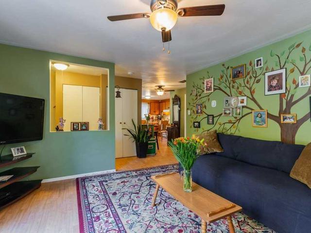 41 Concession 11 Rd E