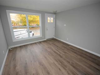 25 Elgin St N