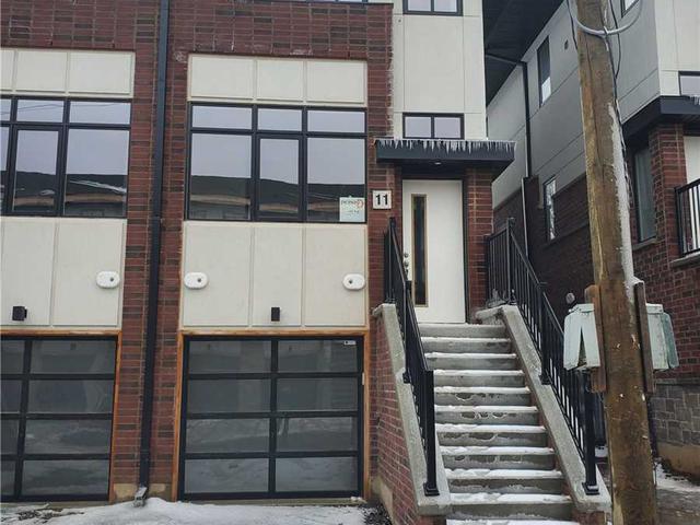 11 Mulhollard Lane