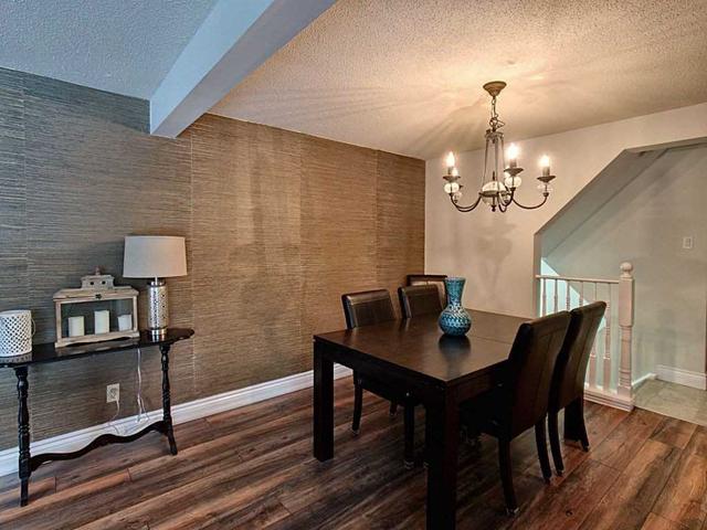 26 - 28 Underhill Cres