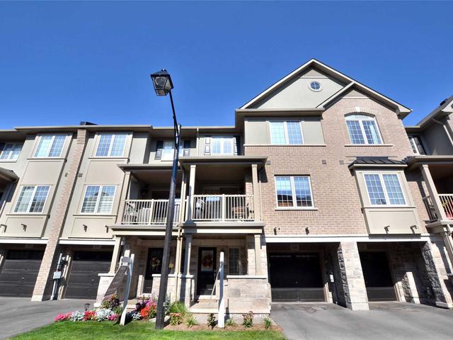 215 Dundas St E, Unit 20
