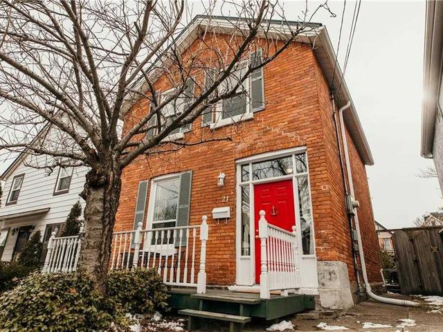 21 Mill St