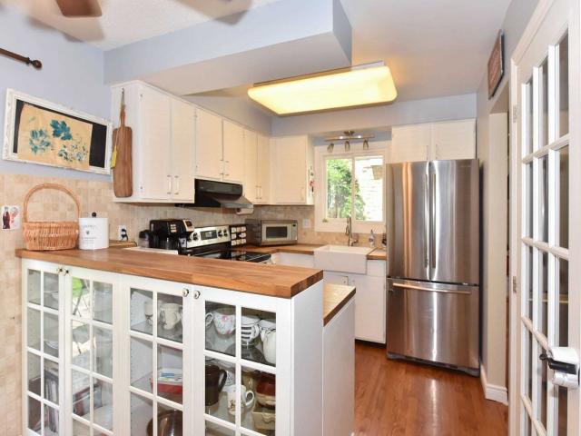 388 Knightsbridge Cres