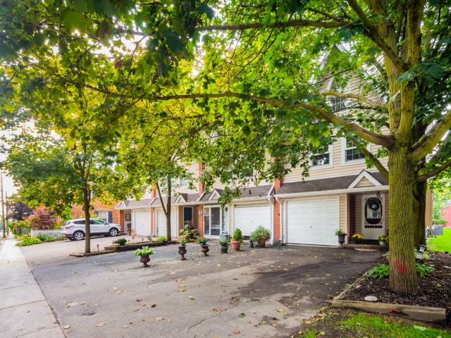 32 Albert Street Townhouses photo