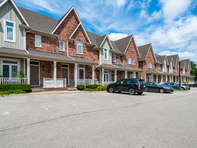 The Abbeys At Millcroft photo