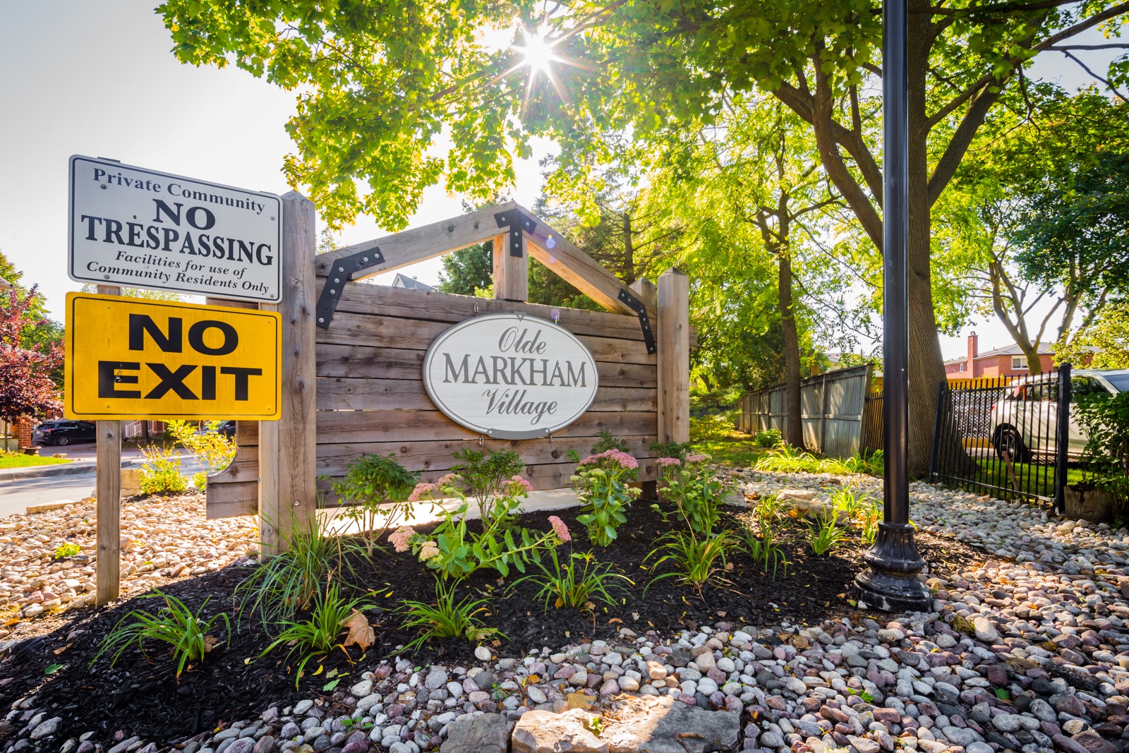 Olde Markham Village Townhouses Condos.ca