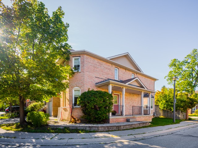 18 Rougehaven Townhouses