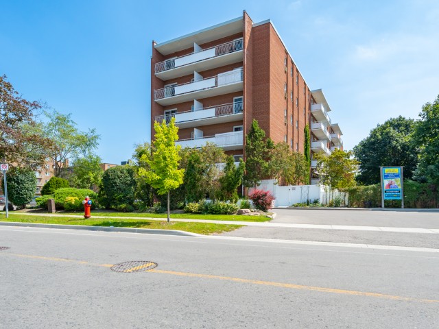 Railroad Street Apartments hero image