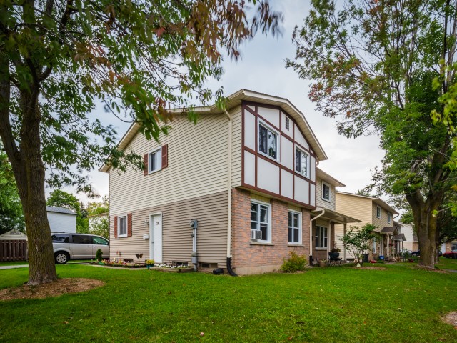 20 Mayfield Condos photo
