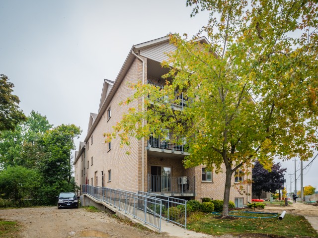 1522 King Street East photo